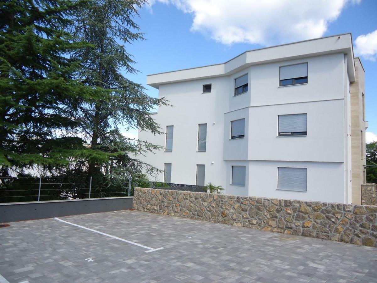 Apartment Pipe Malinska Exterior foto